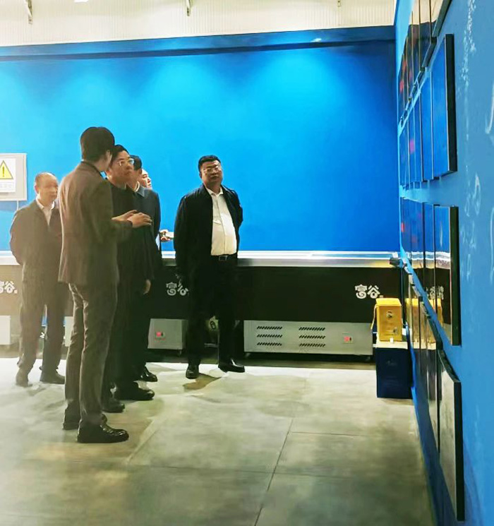 辽宁省政府副省长霍步刚一行来来利国际w66集团考察